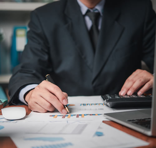 Cálculo de impuestos nacionales e internacionales